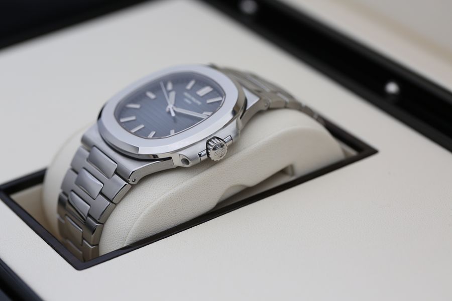 Patek Philippe Nautilus 5711/1A-010